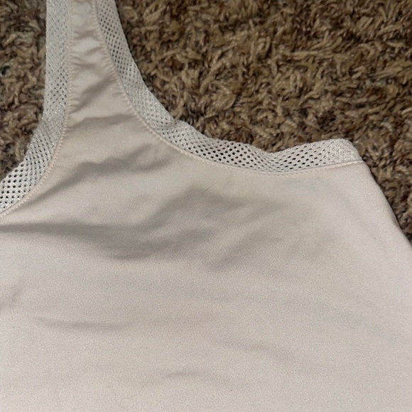 Fabletics White Racerback Tank Top - Picture 2 of 3